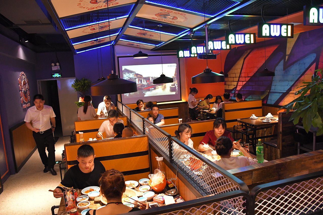 成雄海餐饮旗下阿味大虾火锅连锁品牌店面用餐纪录