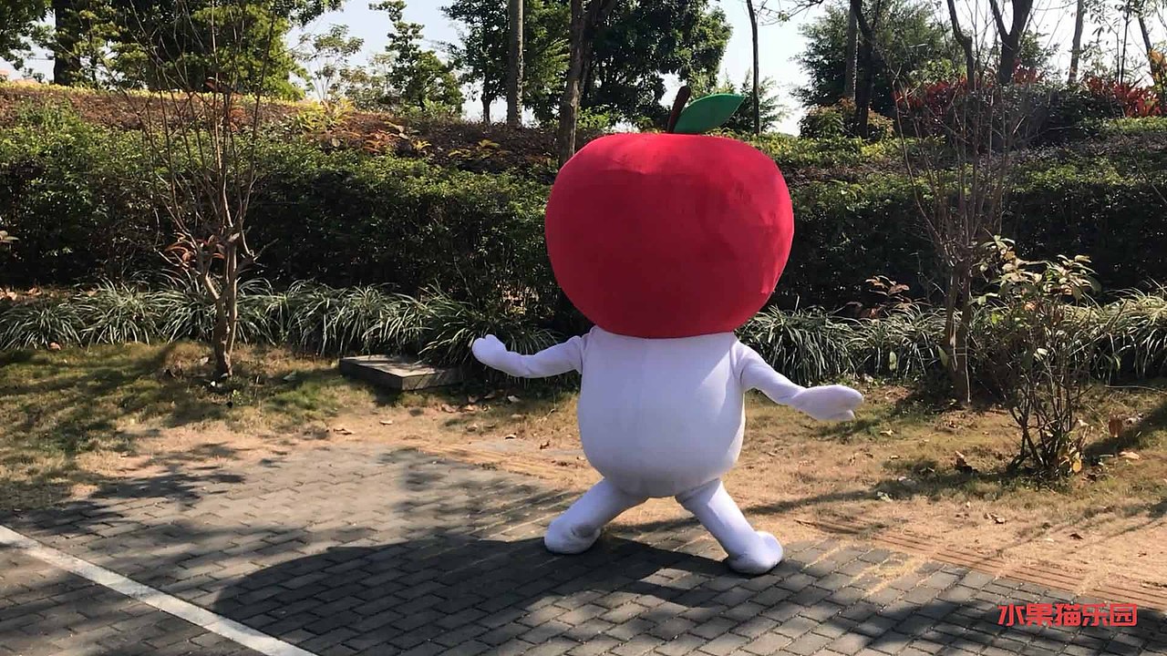 苹果猫人偶--在公园里疯（图ZMTA3MDIyODY0） - 其他摄影 - 站酷设计师水果猫乐园原创素材 - 站酷ZCOOL