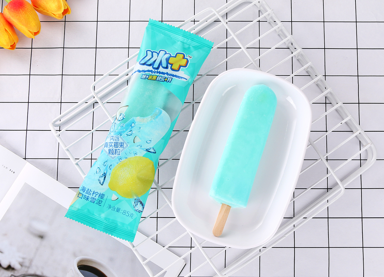 天热了,来一根冰凉解渴“小宝贝”一组冰棍拍摄