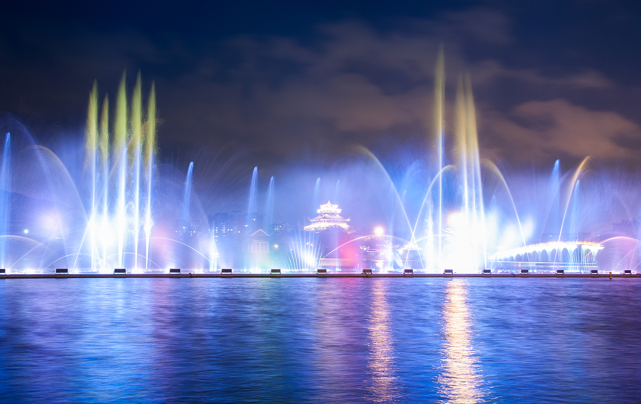 喷泉（图ZMzE5MDY3MzI=） - 风光摄影 - 站酷设计师UU视觉设计原创素材 - 站酷ZCOOL