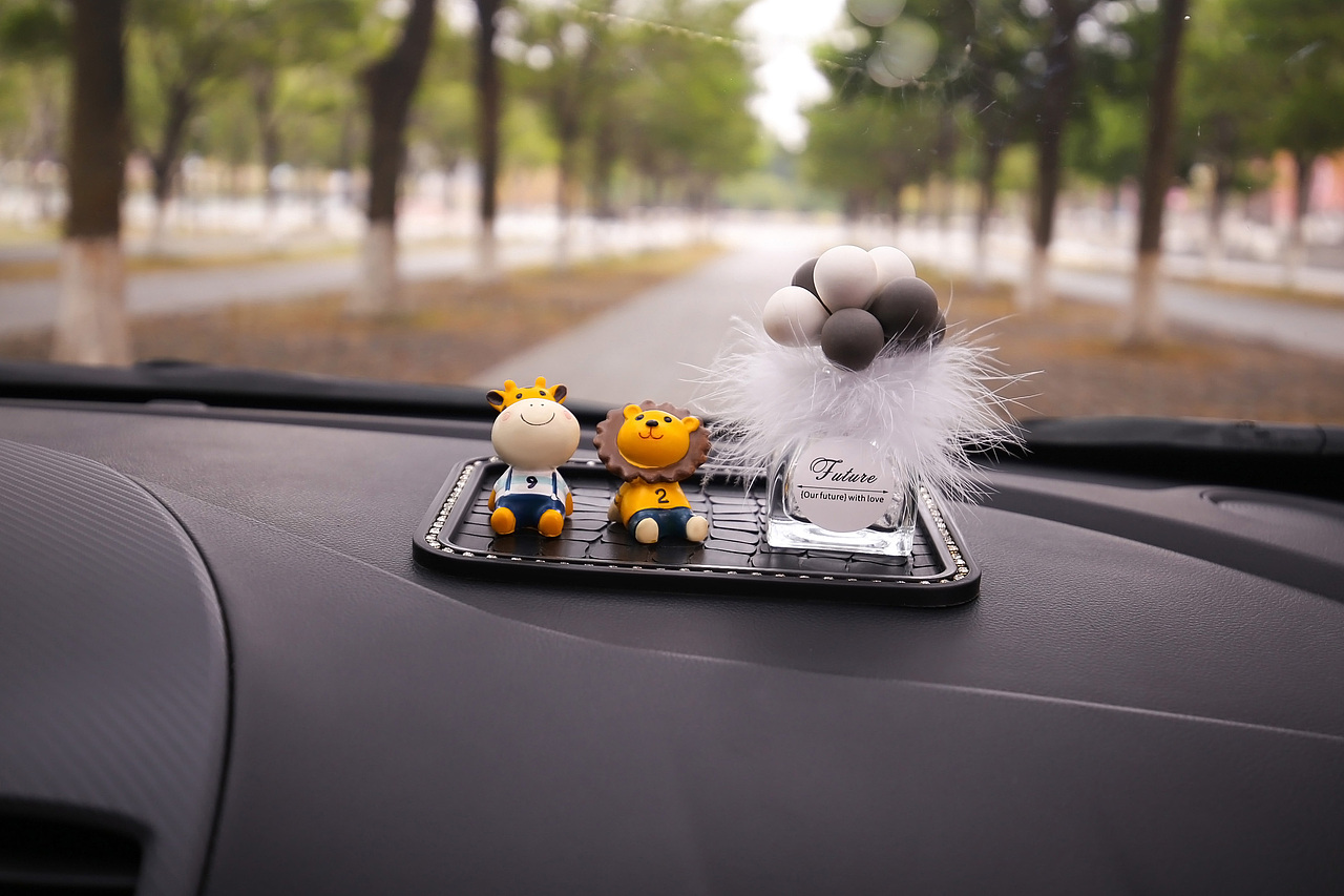 汽车香水座摆件 仰望天空系列拍摄/修图（图ZMTQ3MzM3MDA4） - 产品摄影 - 站酷设计师陈飞扬Matt原创素材 - 站酷ZCOOL