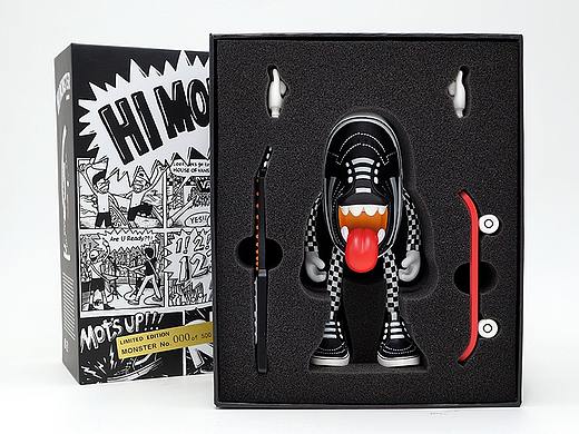 VANS HI MONSTER 鞋怪公仔 实体化产品
