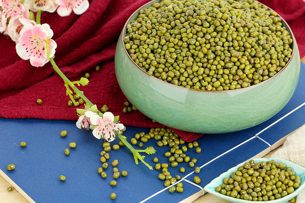 绿豆——粗粮系列|摄影|静物|亿臣影视_amy - 原创作品 - 站酷 (zcool