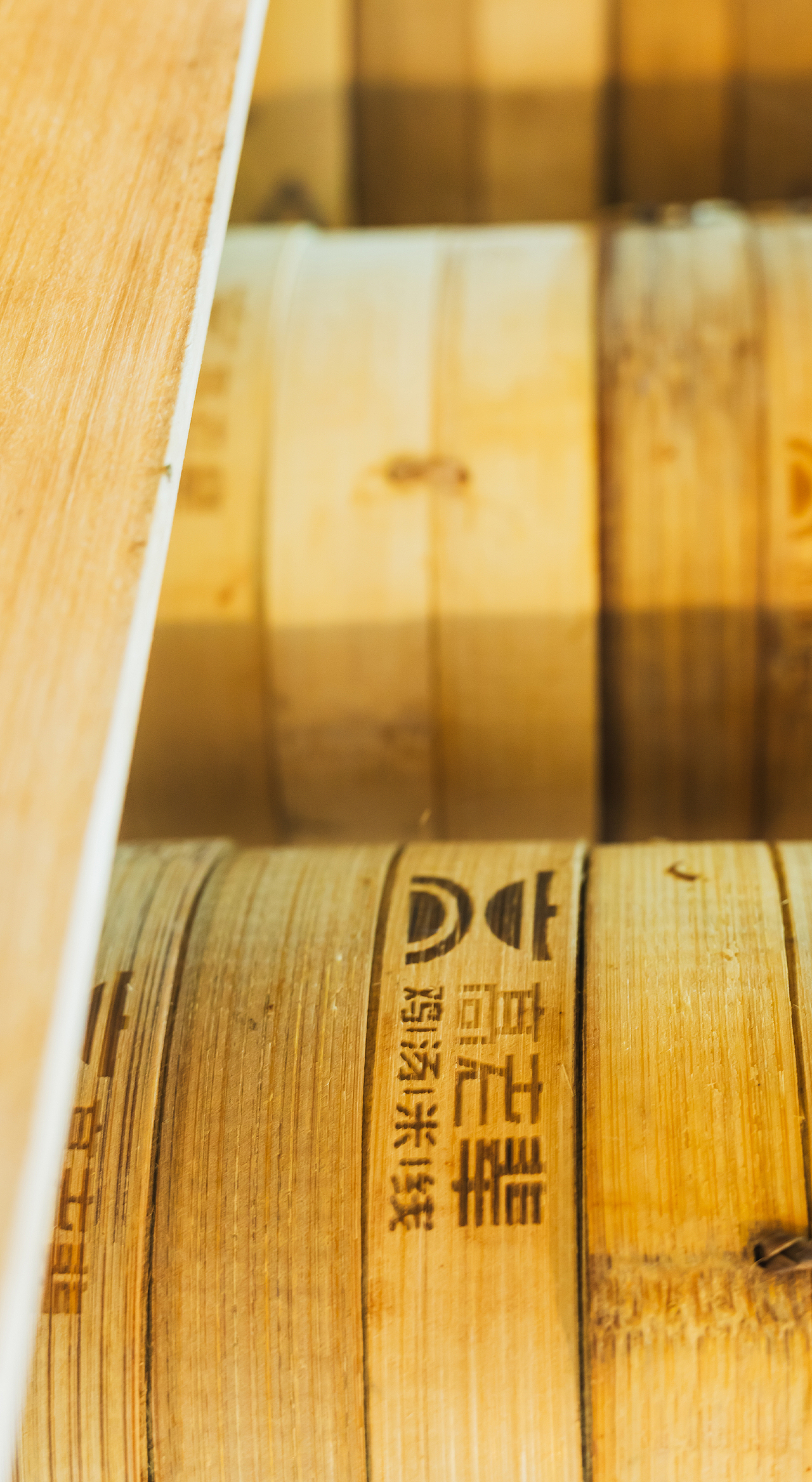 高老辈鸡汤米线×东良 | 暖心暖胃暖家人（图ZMTk4OTE3OTg4） - 家装设计 - 站酷设计师东良设计原创素材 - 站酷ZCOOL