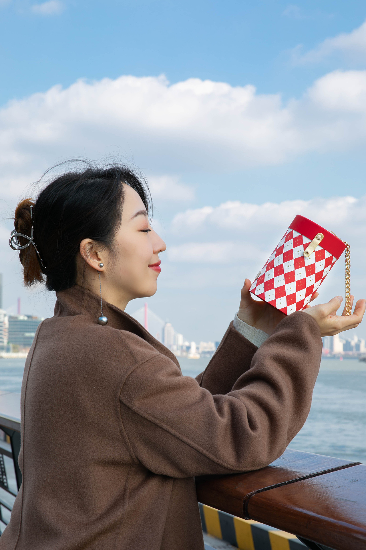 Antoine春节新品（图ZMjg3NzgyMDMy） - 产品摄影 - 站酷设计师yellow2i原创素材 - 站酷ZCOOL