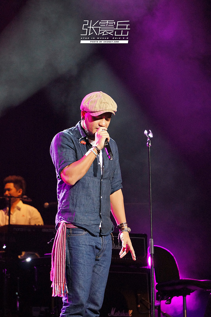 张震岳武汉演唱会 AYUE IN WUHAN（图ZNjgxOTY2NA==） - 人像摄影 - 站酷设计师树多村光原创素材 - 站酷ZCOOL