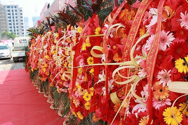 无穷花水性漆天津体验馆开业精彩瞬间