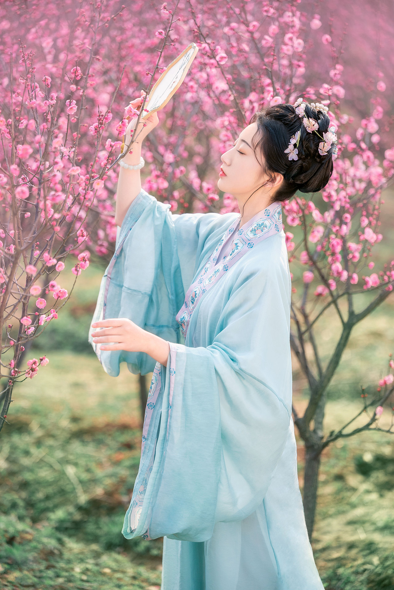 梅间酒（图ZMzE1MjY4MTI4） - 人像摄影 - 站酷设计师糊涂仙人LEO原创素材 - 站酷ZCOOL