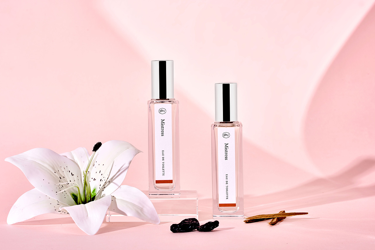 香水（图ZMjMwMjc3NzI4） - 产品摄影 - 站酷设计师小九一原创素材 - 站酷ZCOOL