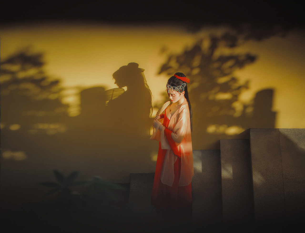 丝萝非独生，愿托乔木。（图ZMTI5NTQ5ODU2） - 人像摄影 - 站酷设计师藤末原创素材 - 站酷ZCOOL