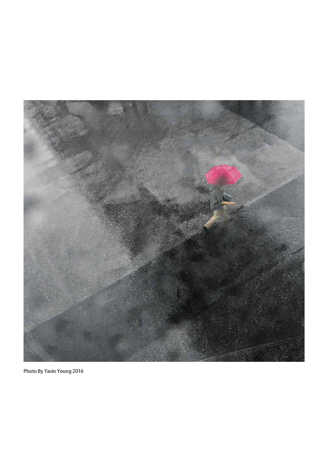 另一視角下的雨中北京（圖ZNTQzMDI1Mjg=） - 人文/紀(jì)實(shí)攝影 - 站酷設(shè)計(jì)師楊言原創(chuàng)素材 - 站酷ZCOOL