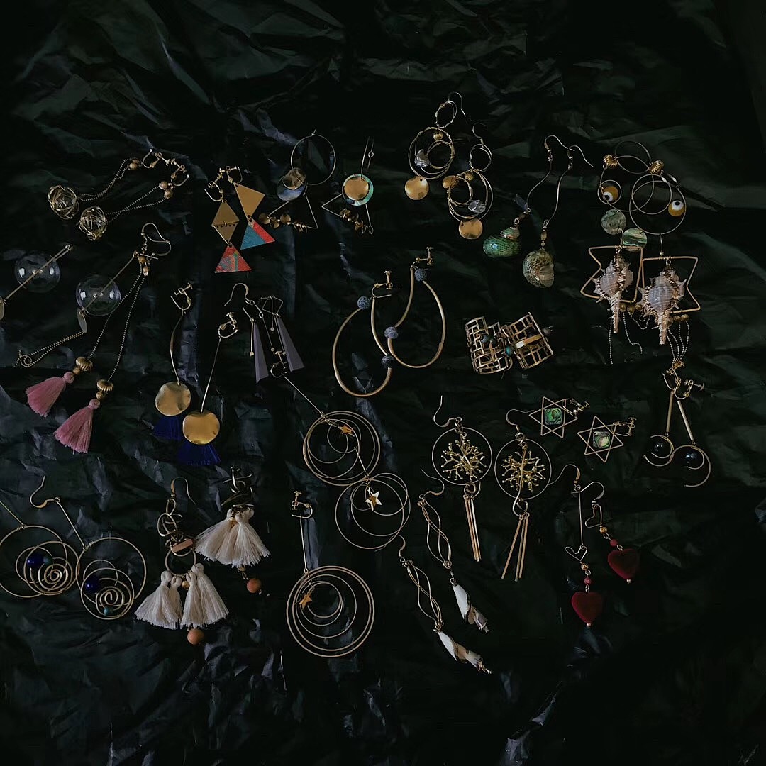 原创手作耳饰（图ZMTM2NzA5NzU2） - 首饰设计 - 站酷设计师Z72977195原创素材 - 站酷ZCOOL