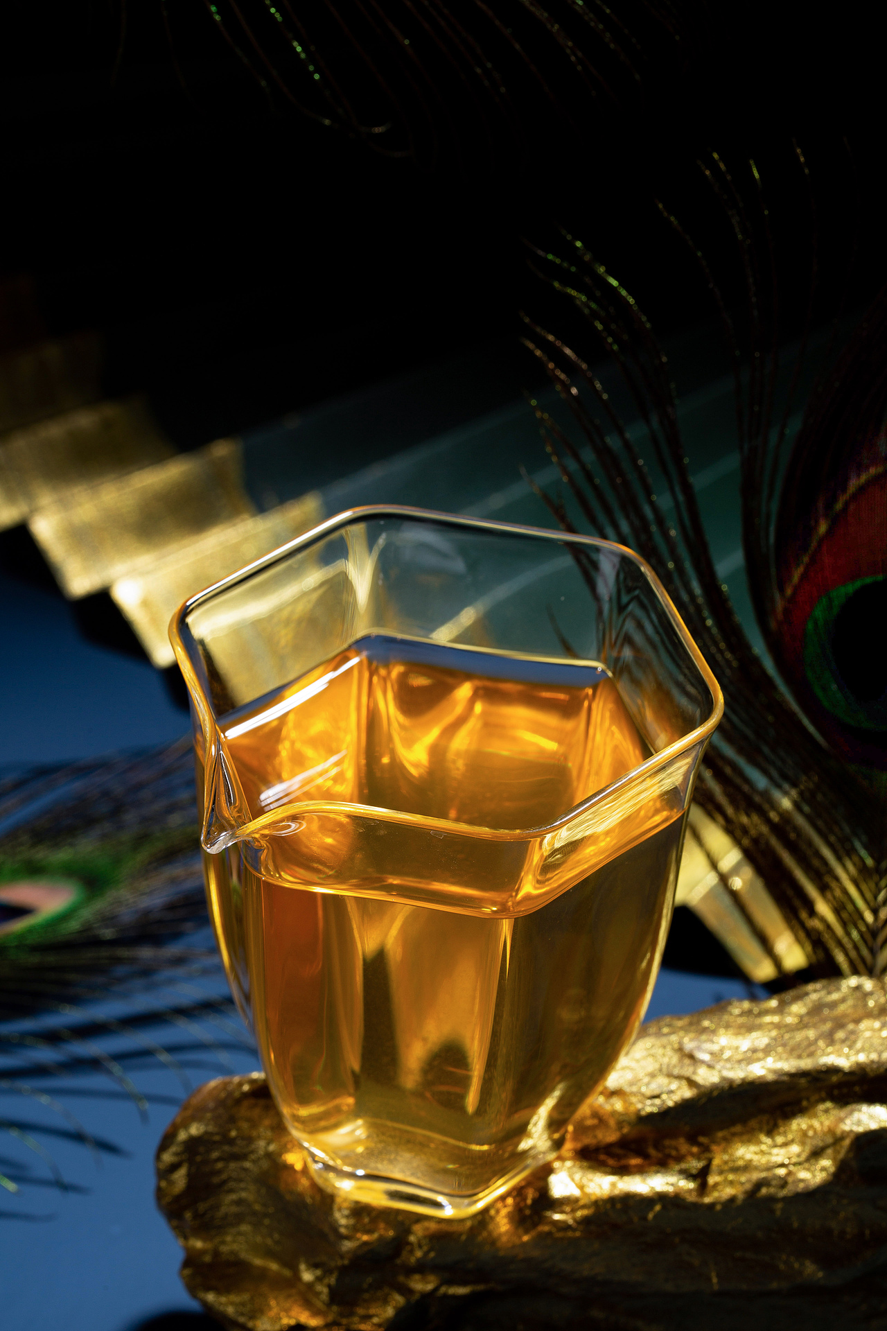 普洱茶陈升孔雀茶叶拍摄