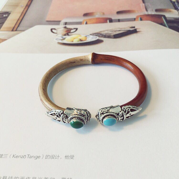 淡妆浓抹总相宜