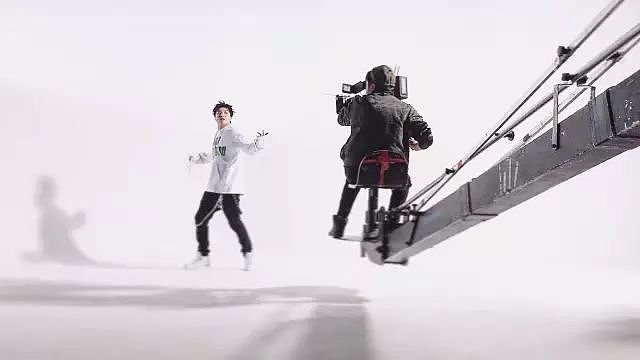 导演 毛婷 x 2017《快乐男声》招募宣传片作品（图ZMTA0NjkxNTQ4） - MV - 站酷设计师MAOS毛婷原创素材 - 站酷ZCOOL