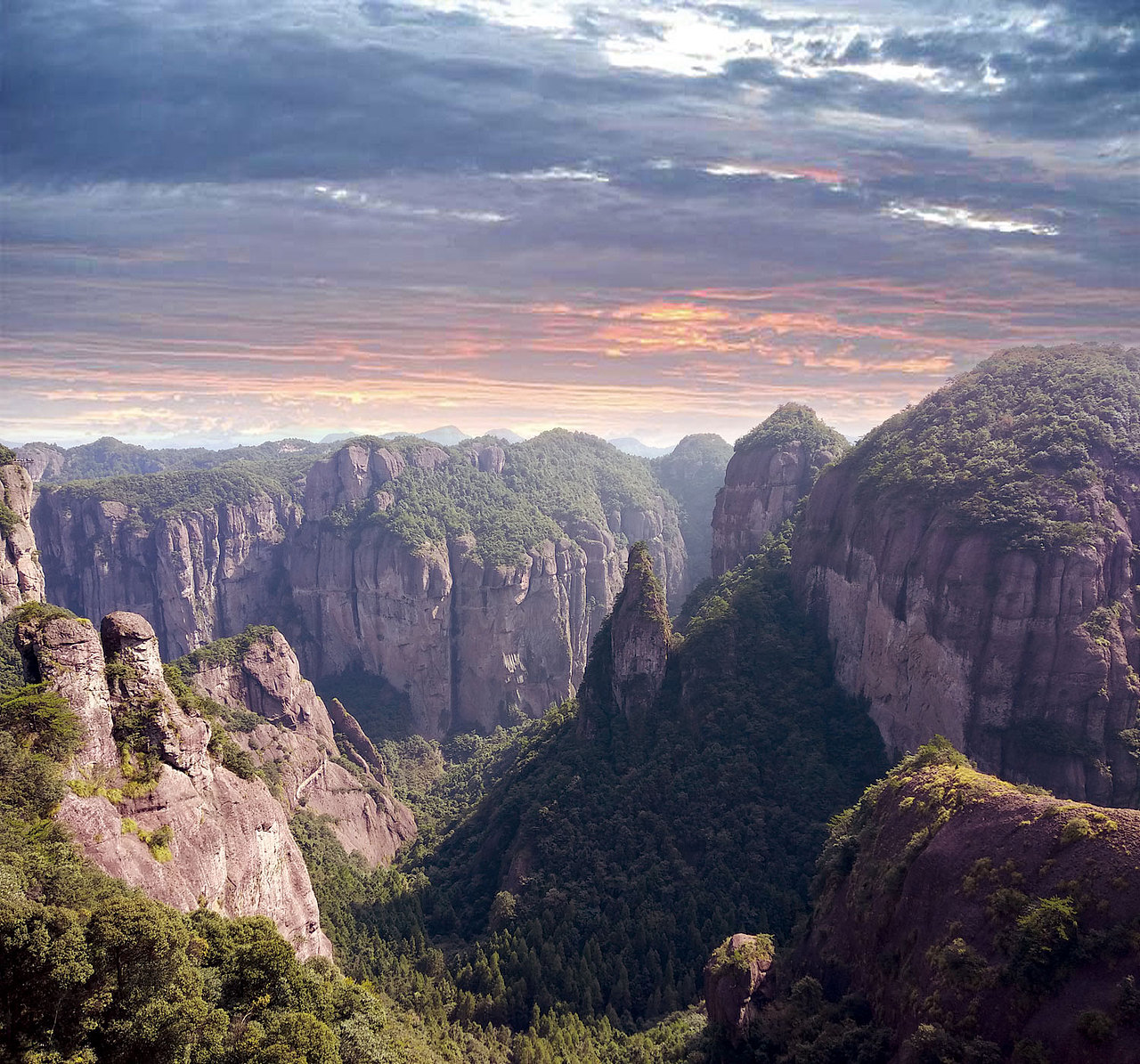 世界上最大的火山流纹岩地貌集群——神仙居摄影集