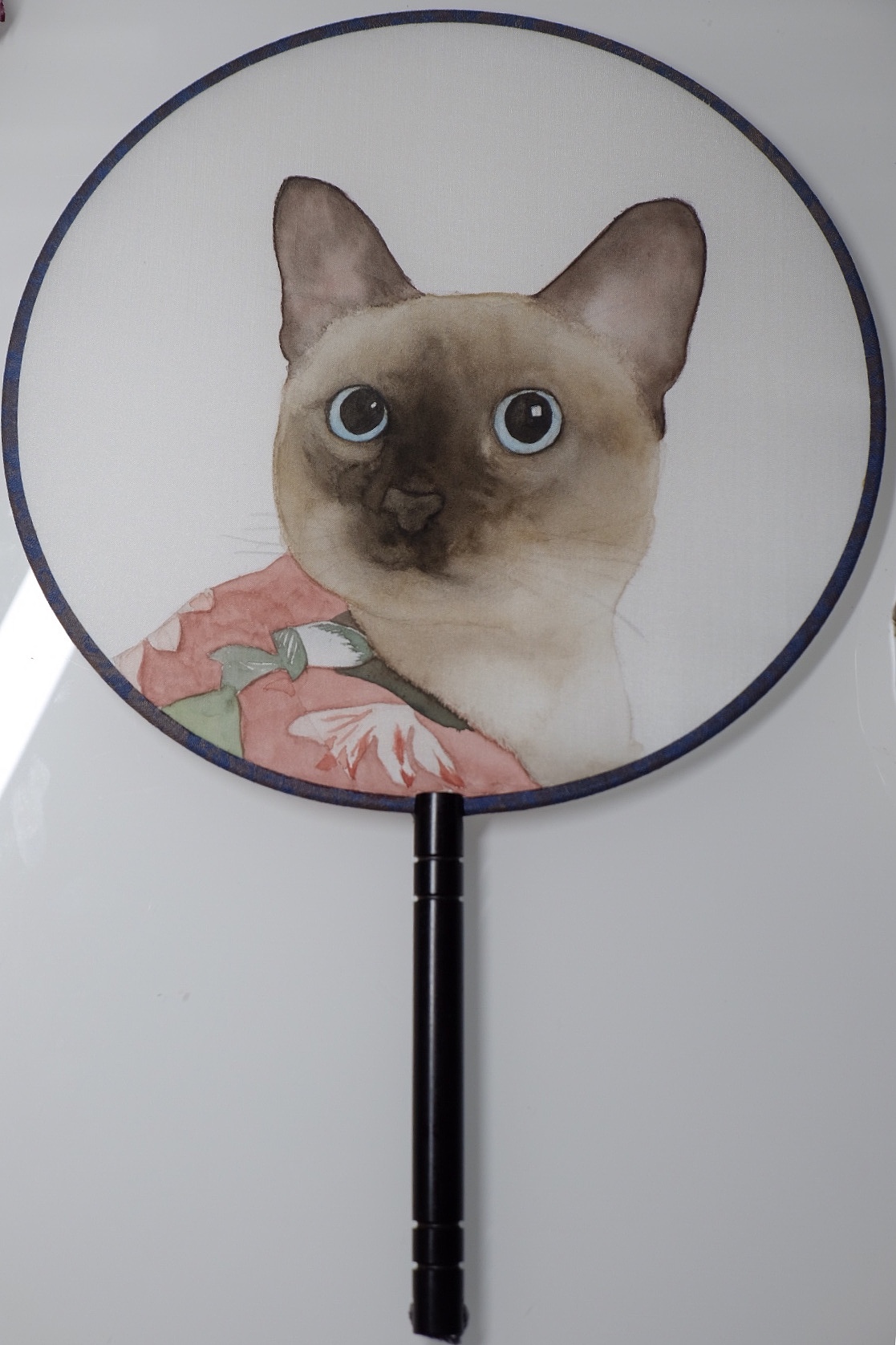 手绘团扇画《花花》