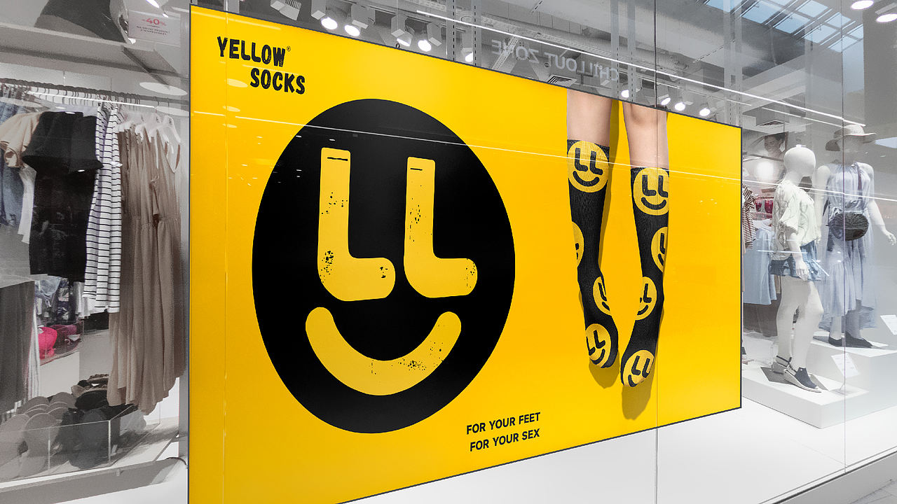 YELLOW潮袜品牌LOGO设计|服饰 服装|LOGO VI设计(图ZMzYxMDExMTIw) - Logo - 站酷设计师艾亿客原创素材 - 站酷ZCOOL