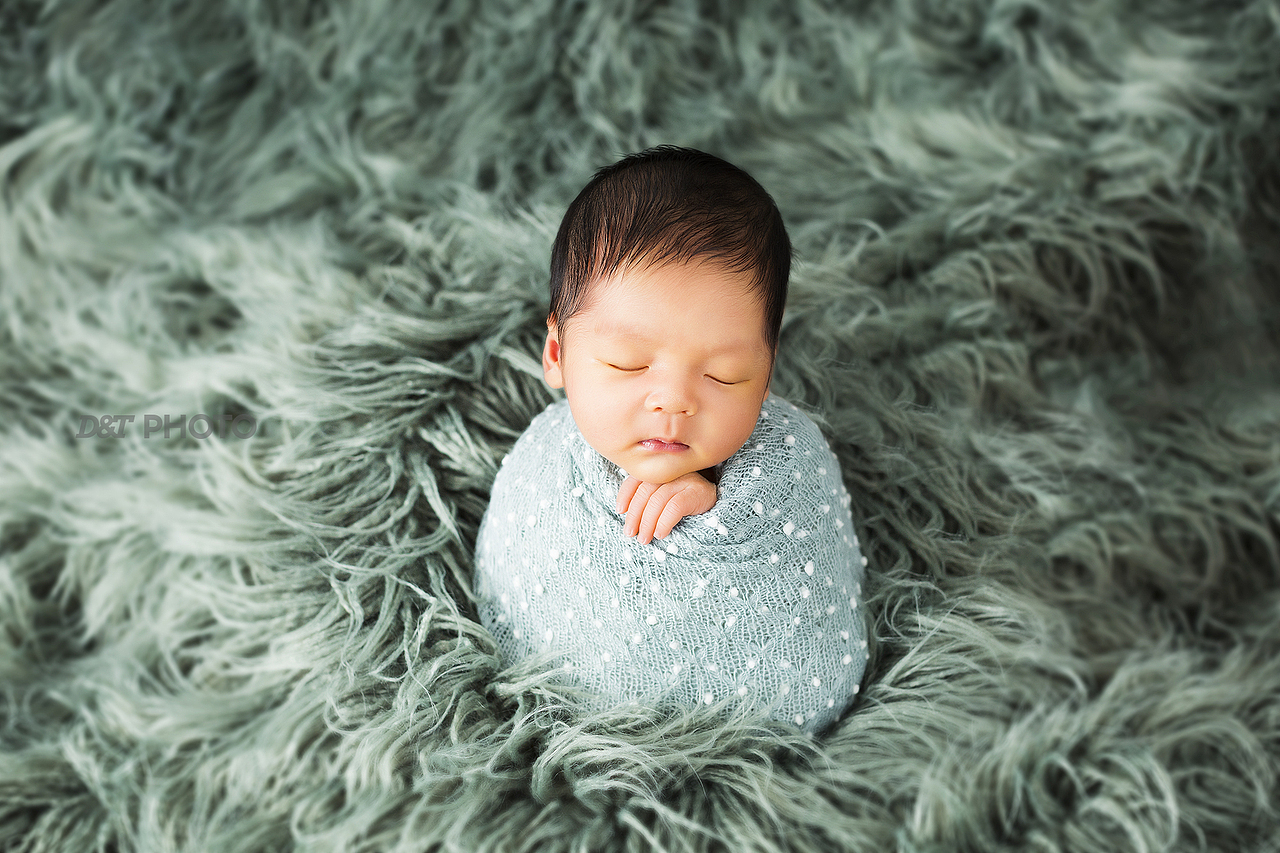 超可爱的新生儿