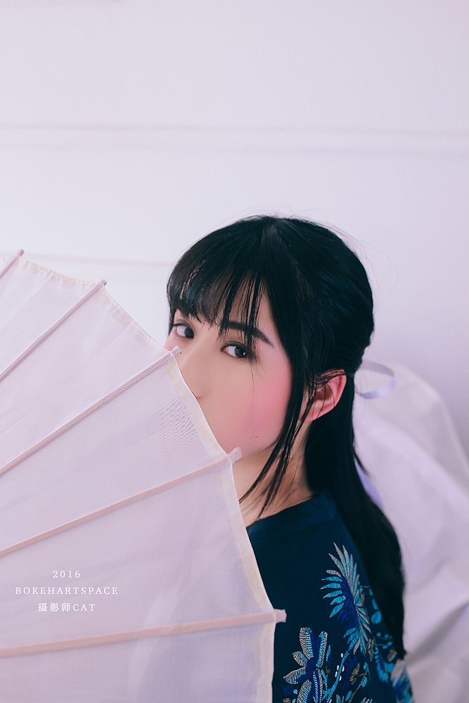 一株槲寄生。（图ZNDI0NjgxODg=） - 人像摄影 - 站酷设计师摄影师cat原创素材 - 站酷ZCOOL