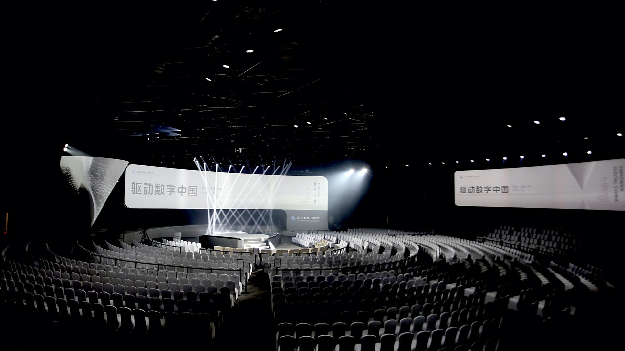 2018云栖大会光锥mapping|三维|建筑/空间|保卫我方鸡蛋仔 - 原创作品