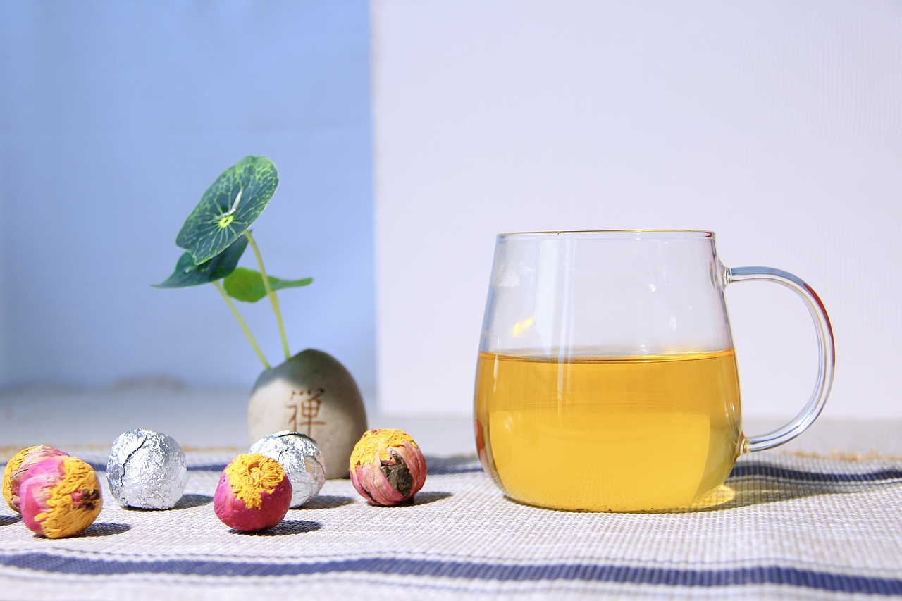 《龙珠花茶》包装设计-花香与茶香的美丽碰撞（图ZMjgxODE2Mzk2） - 包装 - 站酷设计师酸酸酸小妞原创素材 - 站酷ZCOOL