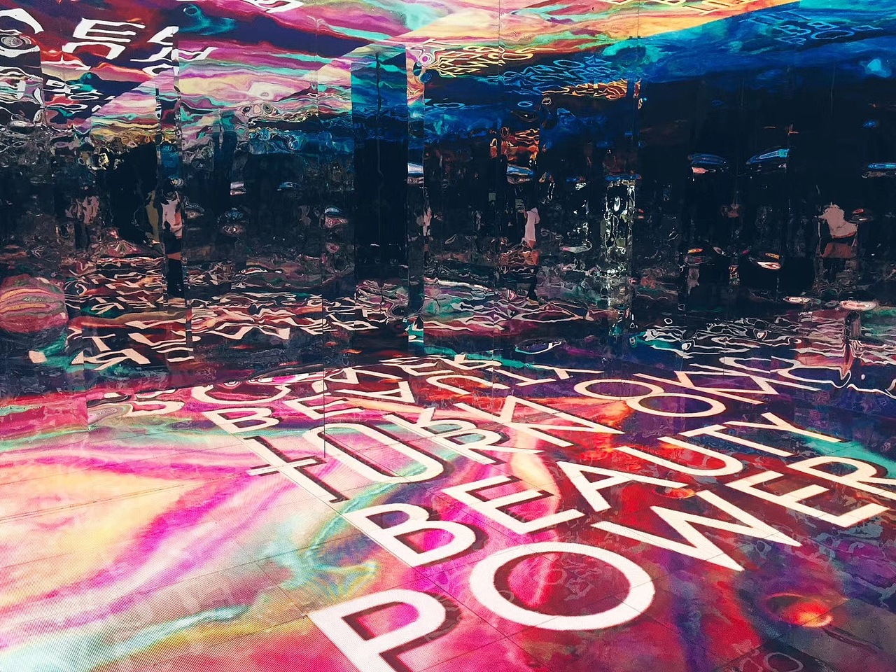 美力“镜”现， SEPHORA秋冬媒体预览（图ZOTcwNzc4NDQ=） - 其他三维 - 站酷设计师Leo_wu原创素材 - 站酷ZCOOL