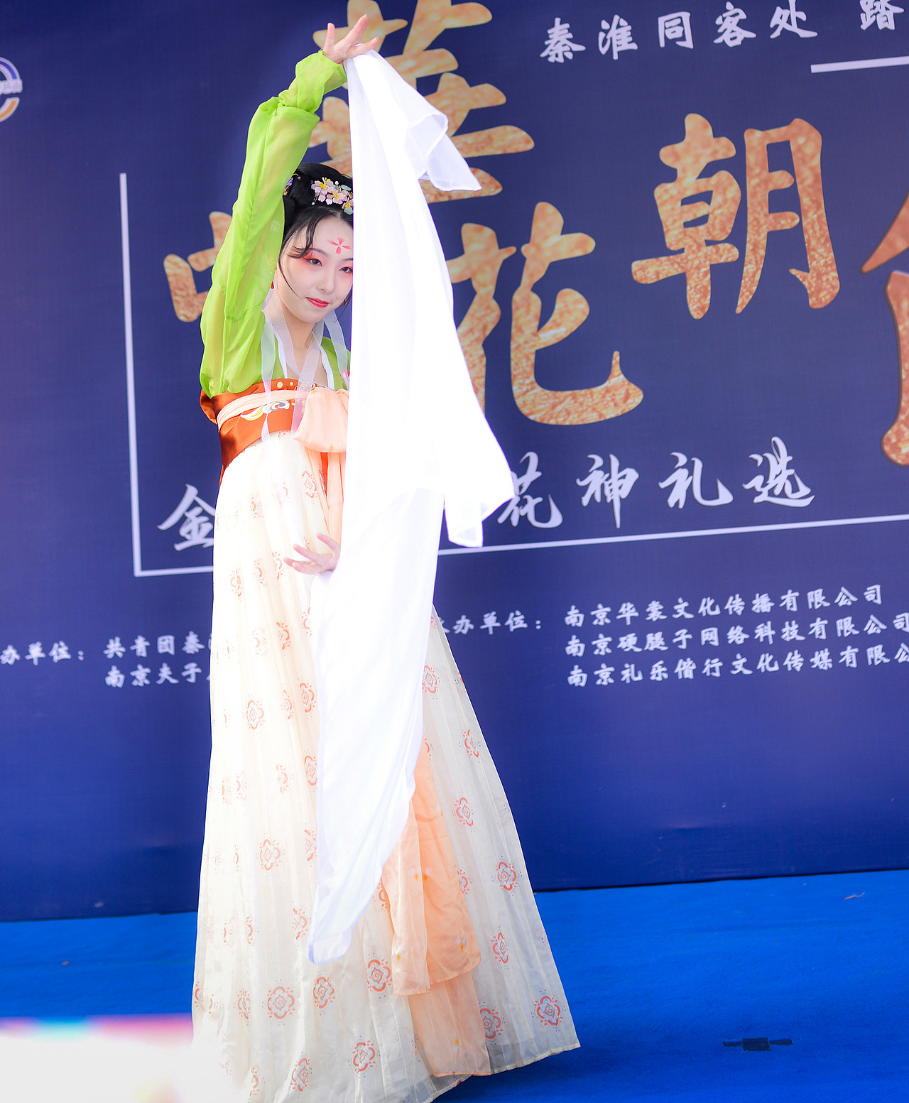 金陵花神节决赛记录（图ZMjQ4MzIxOTU2） - 人像摄影 - 站酷设计师秋月半弯原创素材 - 站酷ZCOOL