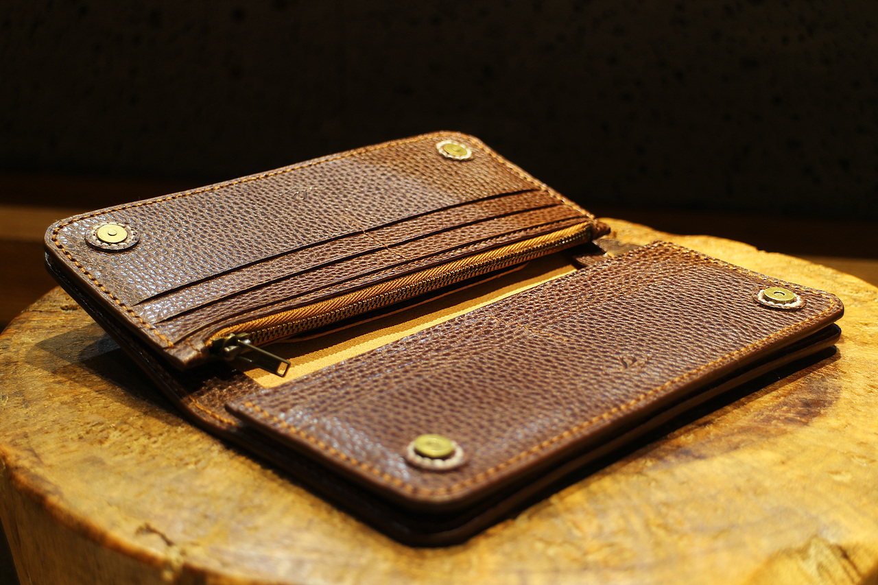 复古魔法雪拉瑞长款折叠钱包（图ZODcwNDg0NjA=） - 工艺品设计 - 站酷设计师最栈鬼的人原创素材 - 站酷ZCOOL