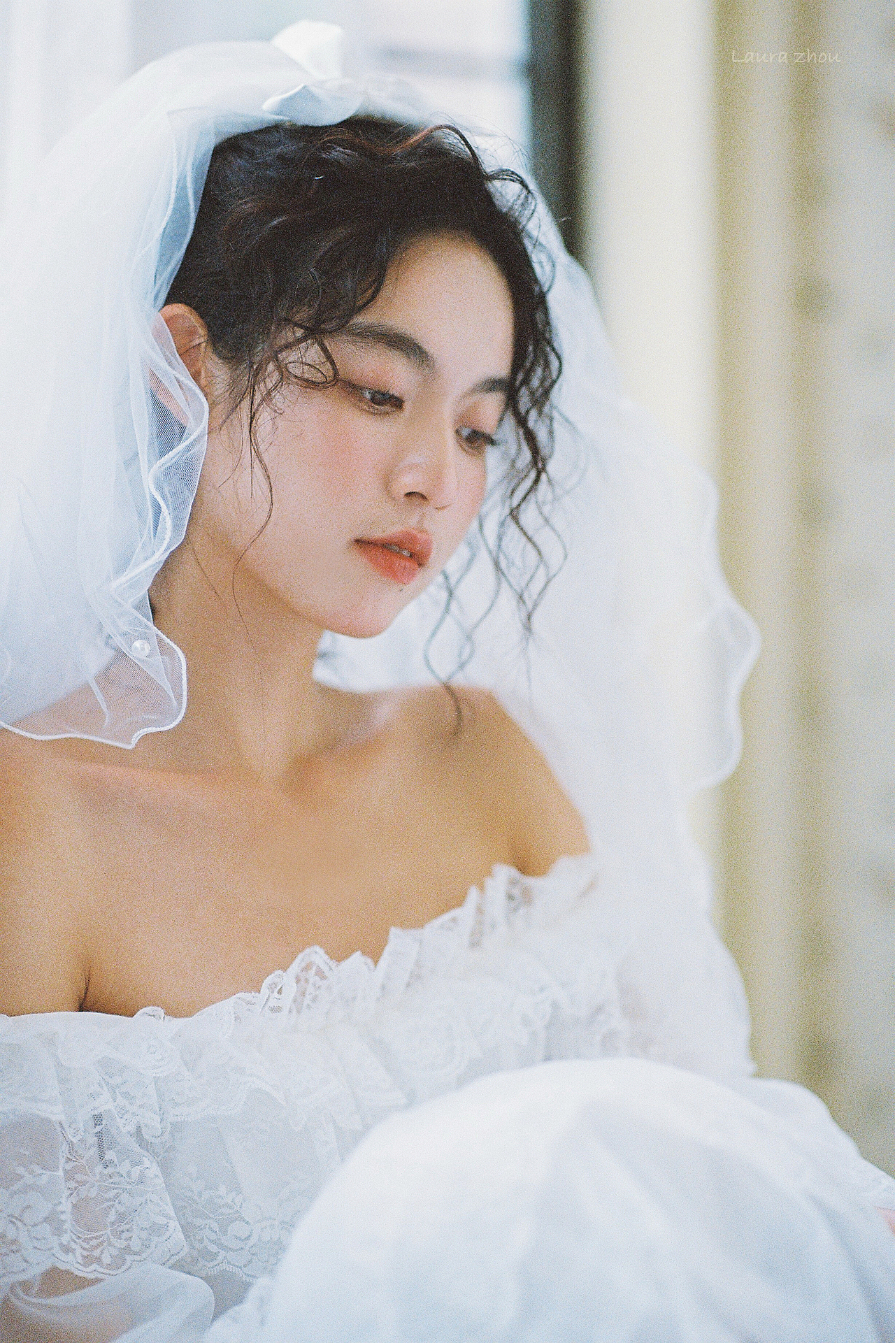 那一低头的温柔（图ZMjY4OTEwMjMy） - 人像摄影 - 站酷设计师劳拉Laurazhou原创素材 - 站酷ZCOOL