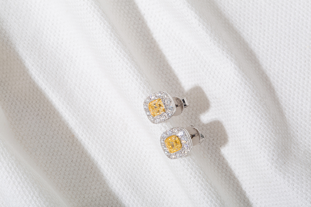 饰品（图ZMTU0MzMyNDk2） - 产品摄影 - 站酷设计师pangyiwen原创素材 - 站酷ZCOOL