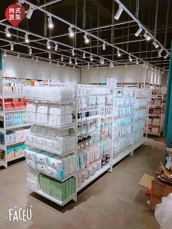 石河子市橱窗道具供应商 家居百货货架哪家好 诺米货架