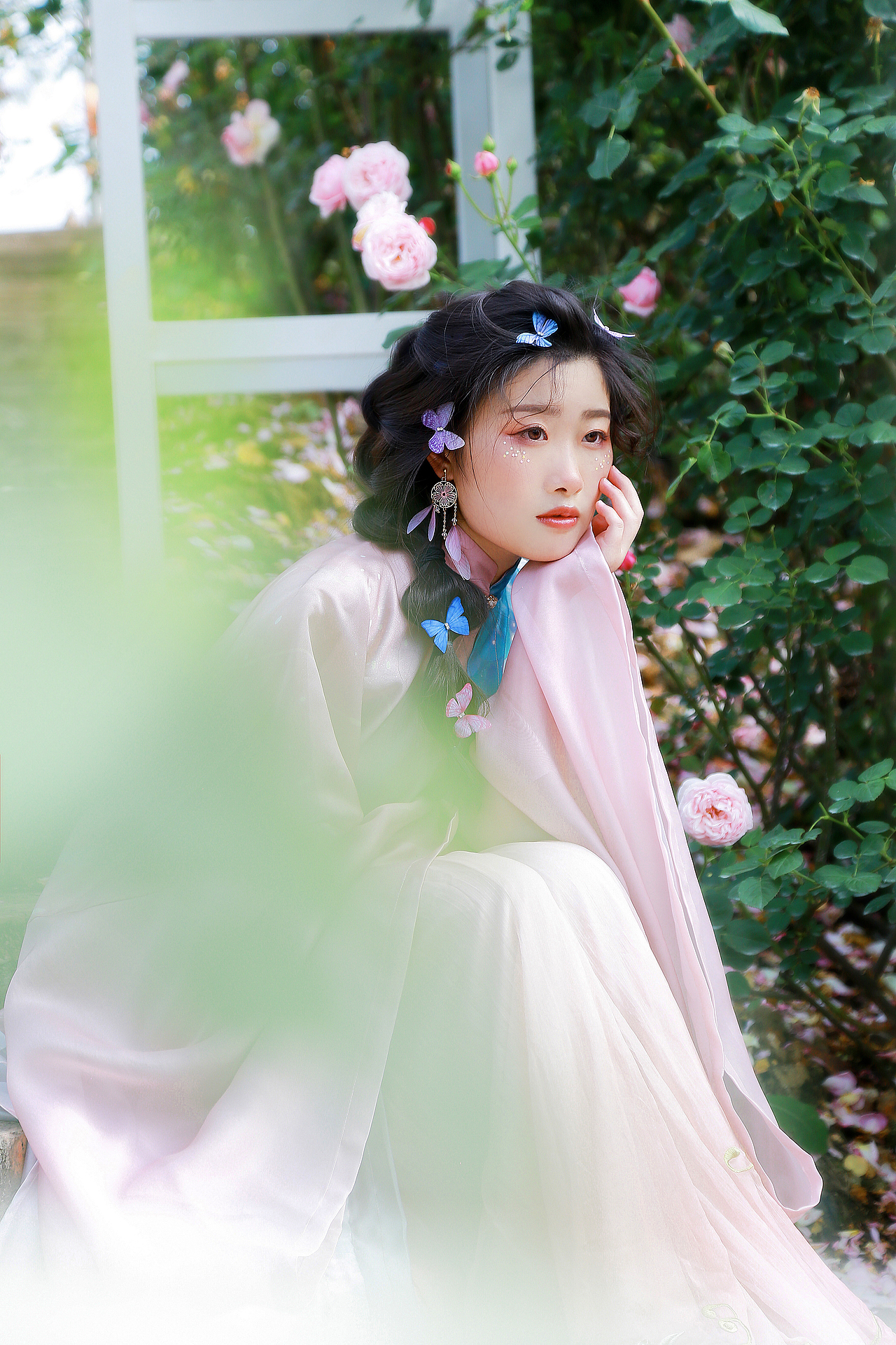 花与裙摆 人间五月（图ZMjU0NjYxNTQw） - 人像摄影 - 站酷设计师卿念念念原创素材 - 站酷ZCOOL