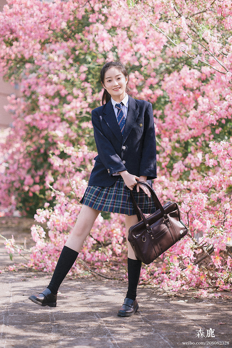 花的笑颜（图ZMTk2NjA5ODQw） - 人像摄影 - 站酷设计师摄影师森鹿原创素材 - 站酷ZCOOL