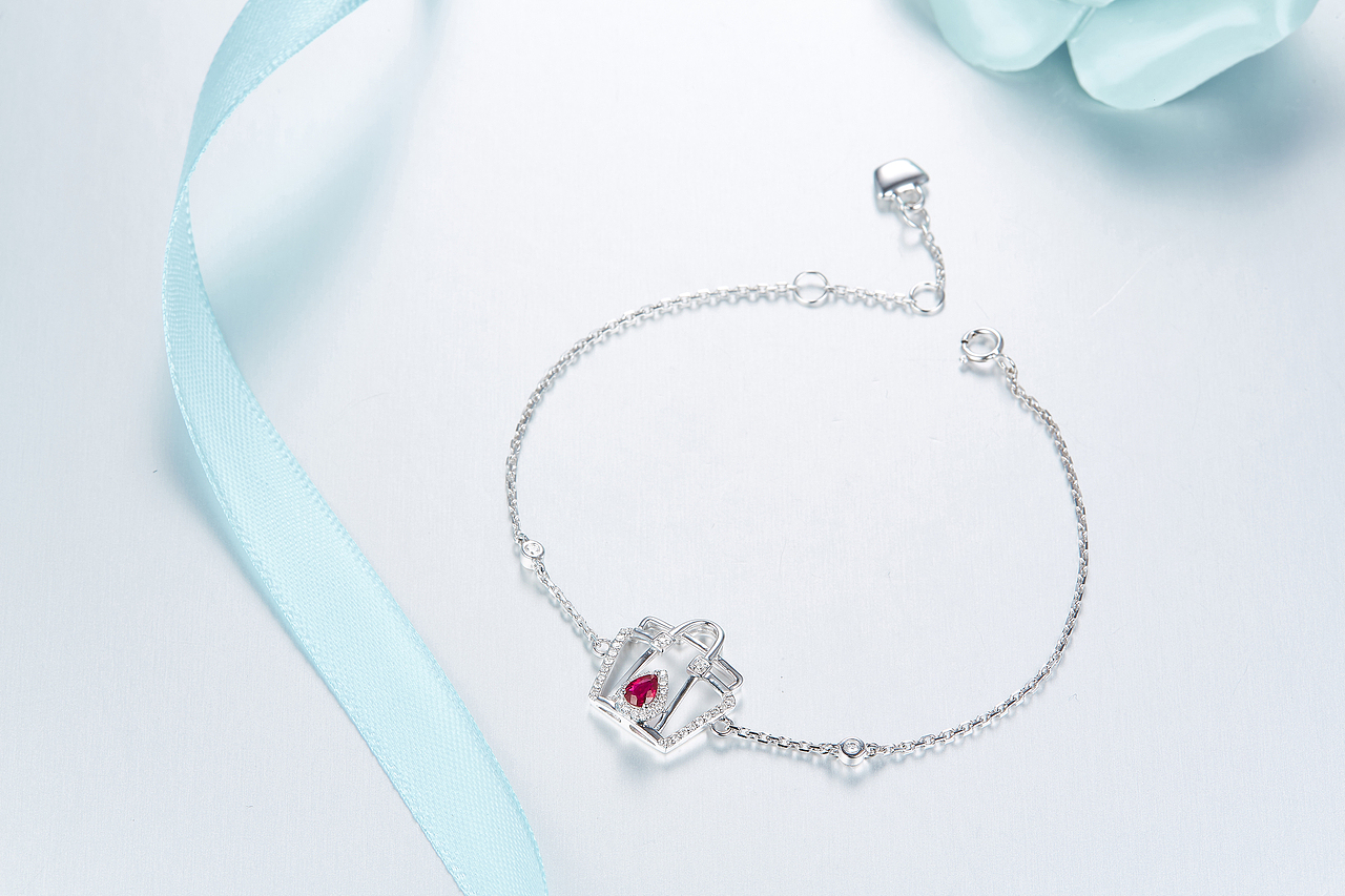 珠宝浅青色场景图商业摄影拍摄（图ZMTUxMTI3MTI0） - 产品摄影 - 站酷设计师商业摄影师陈剑波原创素材 - 站酷ZCOOL