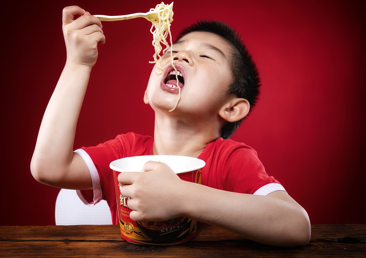 一桶泡面的幸福