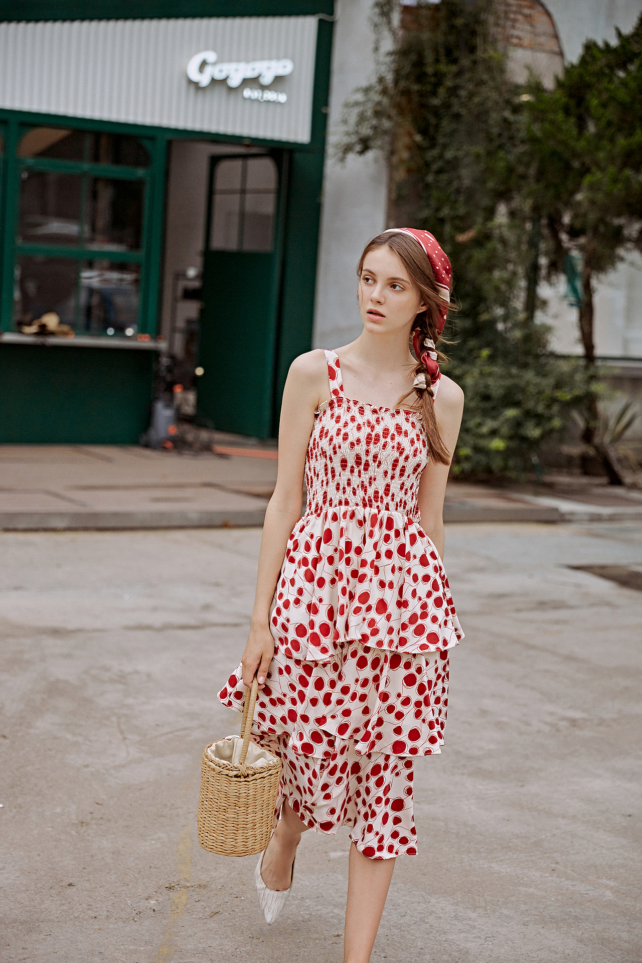 某品牌女装拍摄秋冬Fall/Winter（图ZMTYyODEzNDM2） - 时尚/艺术摄影 - 站酷设计师小猪配齐原创素材 - 站酷ZCOOL