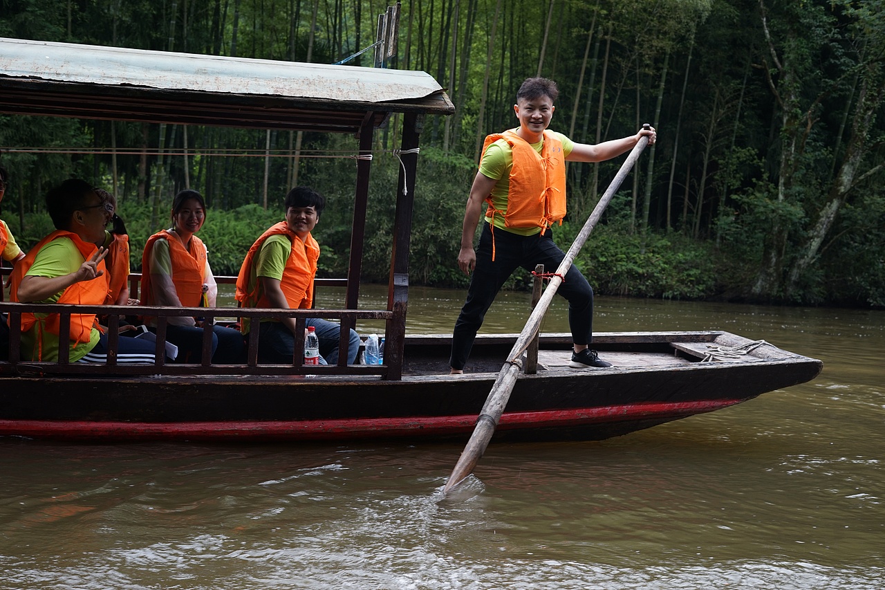 站酷十二周年重庆站线下聚会（图ZMTE5Mzk3NTg4） - 人像摄影 - 站酷设计师缺失的骨髓原创素材 - 站酷ZCOOL