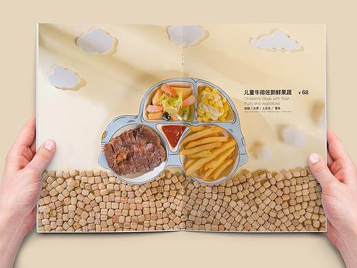 儿童西餐厅菜单设计/恣乐餐厅/宇宙撸猫工作室