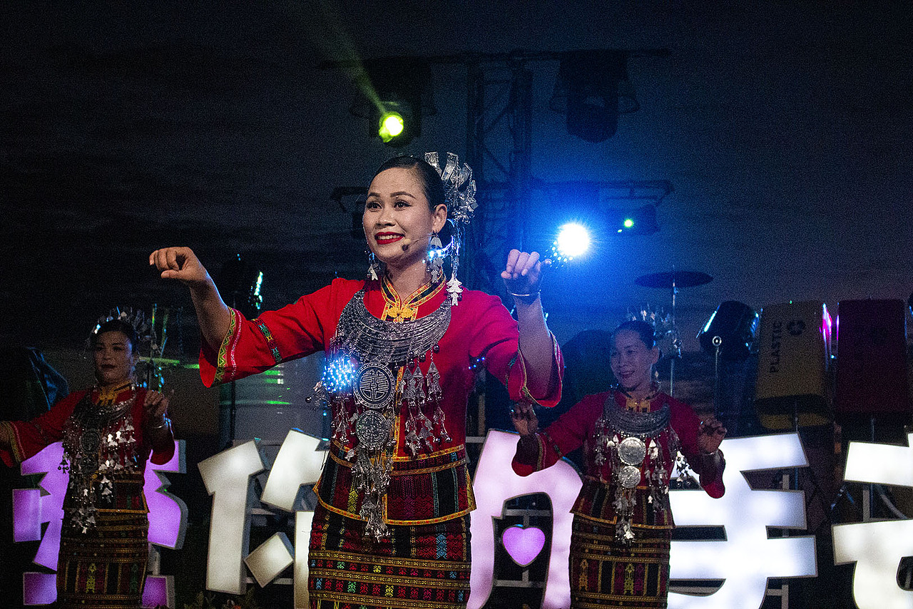 鹿回头与你邂逅