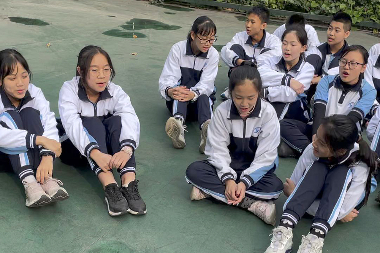 《素质训练营》初一年级4班活动风采