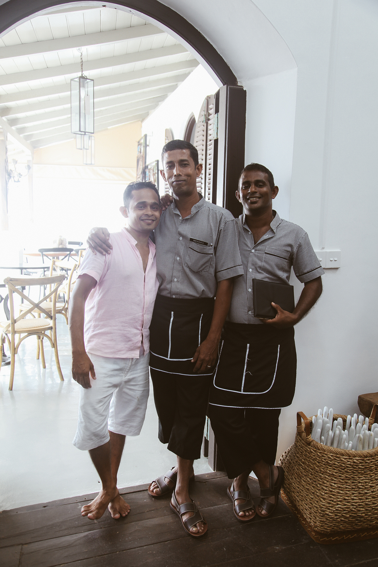 遇见最融情的微笑-斯里兰卡人像篇（图ZNjk2OTU2MjA=） - 人像摄影 - 站酷设计师_呼叫派大星原创素材 - 站酷ZCOOL