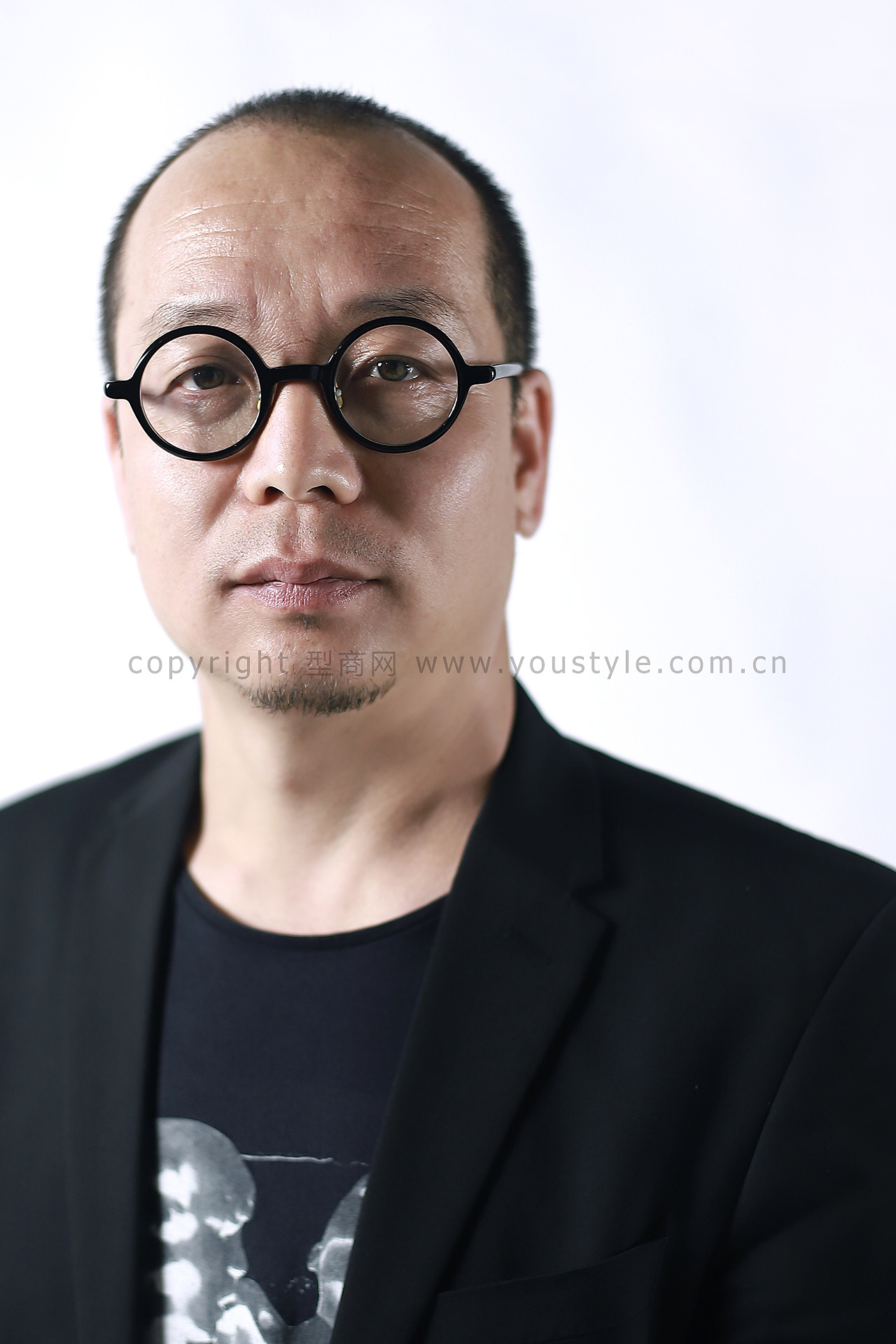 【深圳形象照】几位装饰设计师的形象摄影（图ZMjUzMjA2Mjc2） - 人像摄影 - 站酷设计师金钻子原创素材 - 站酷ZCOOL