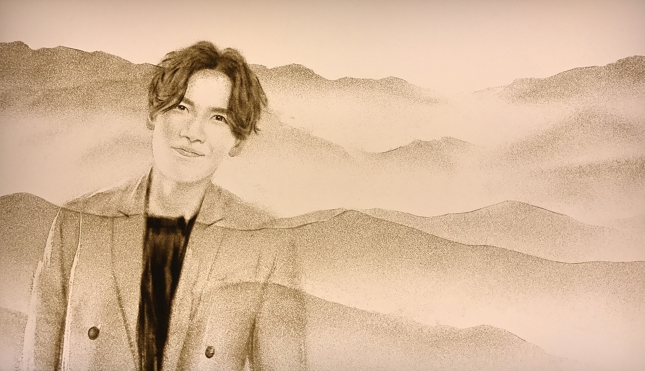 高晓松杨宗纬《越过山丘》官方沙画mv