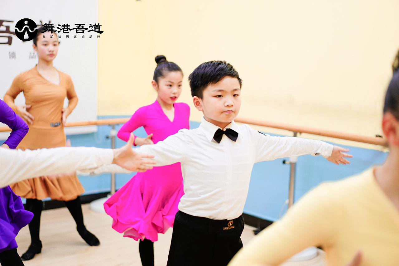 第二期学员课堂精彩照(3) 拉丁舞