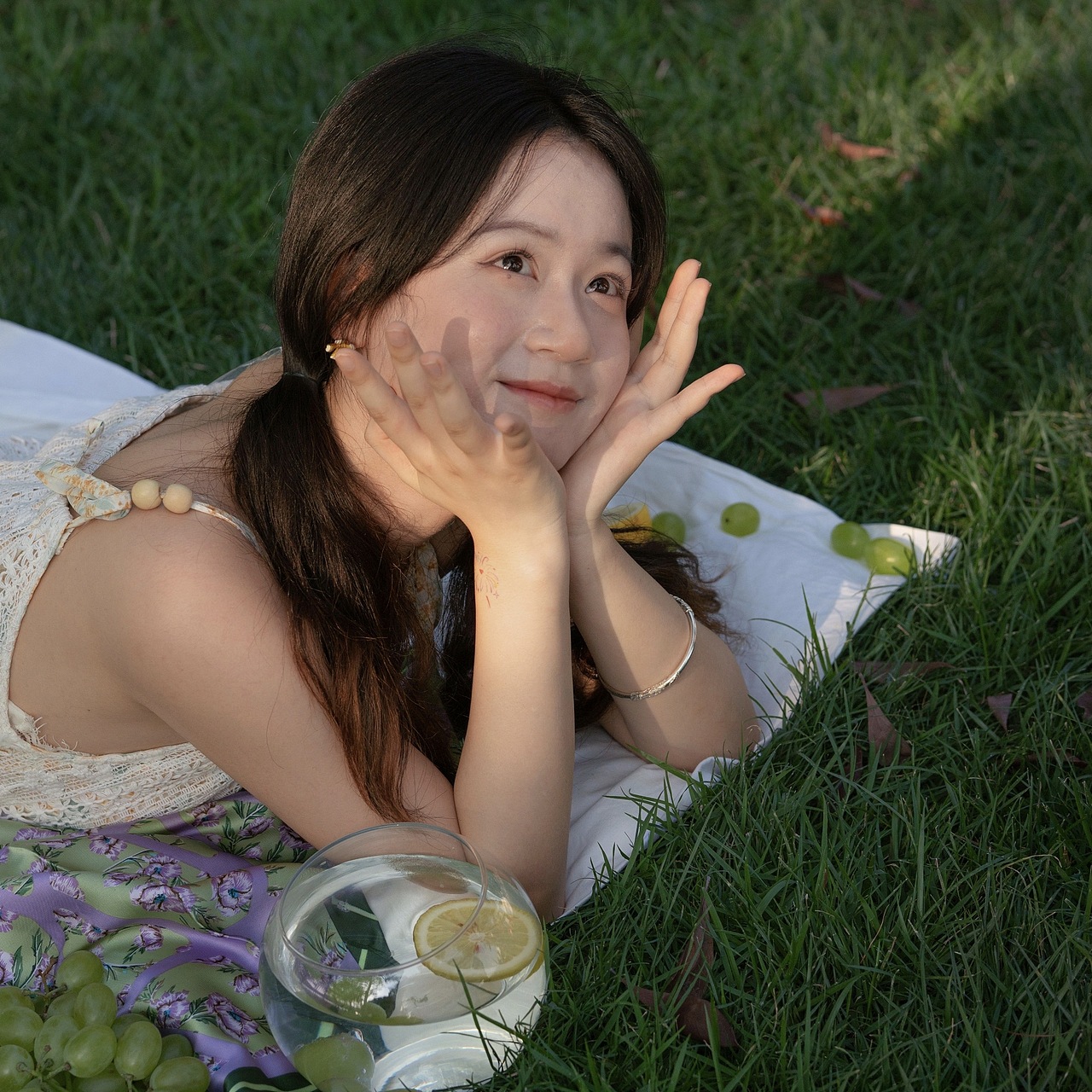 夏日青提（图ZMzcyOTQ0OTQw） - 人像摄影 - 站酷设计师是立早啊原创素材 - 站酷ZCOOL