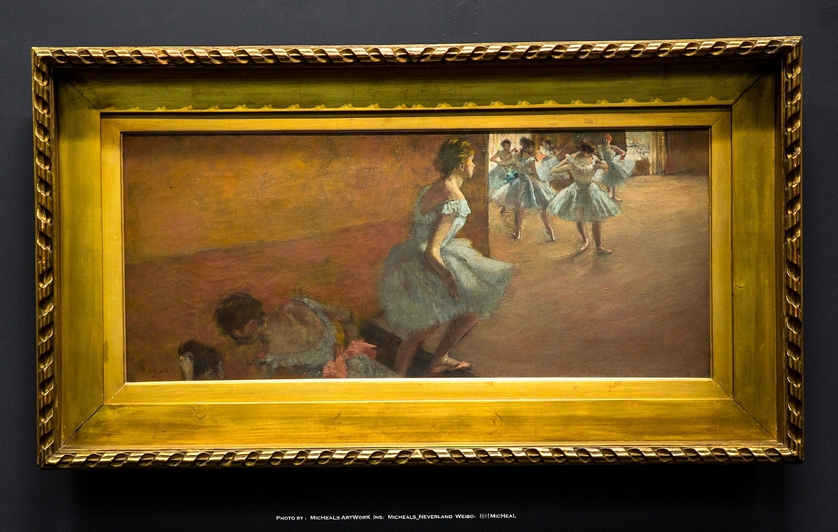 以画芭蕾舞演员与赛马场实况见长的大师其实拥有极为实力派的素描功底