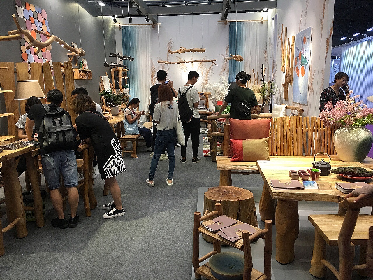 大山无价(原始风格家具)方绍森17382285290