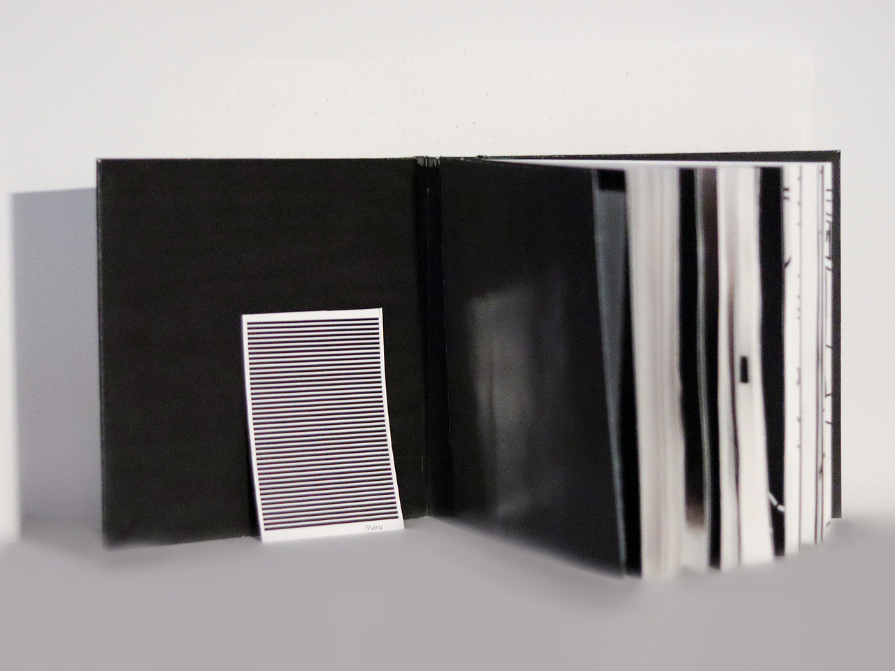 《黑夜,当悲伤时》绘本立体书展示|籍装帧设计