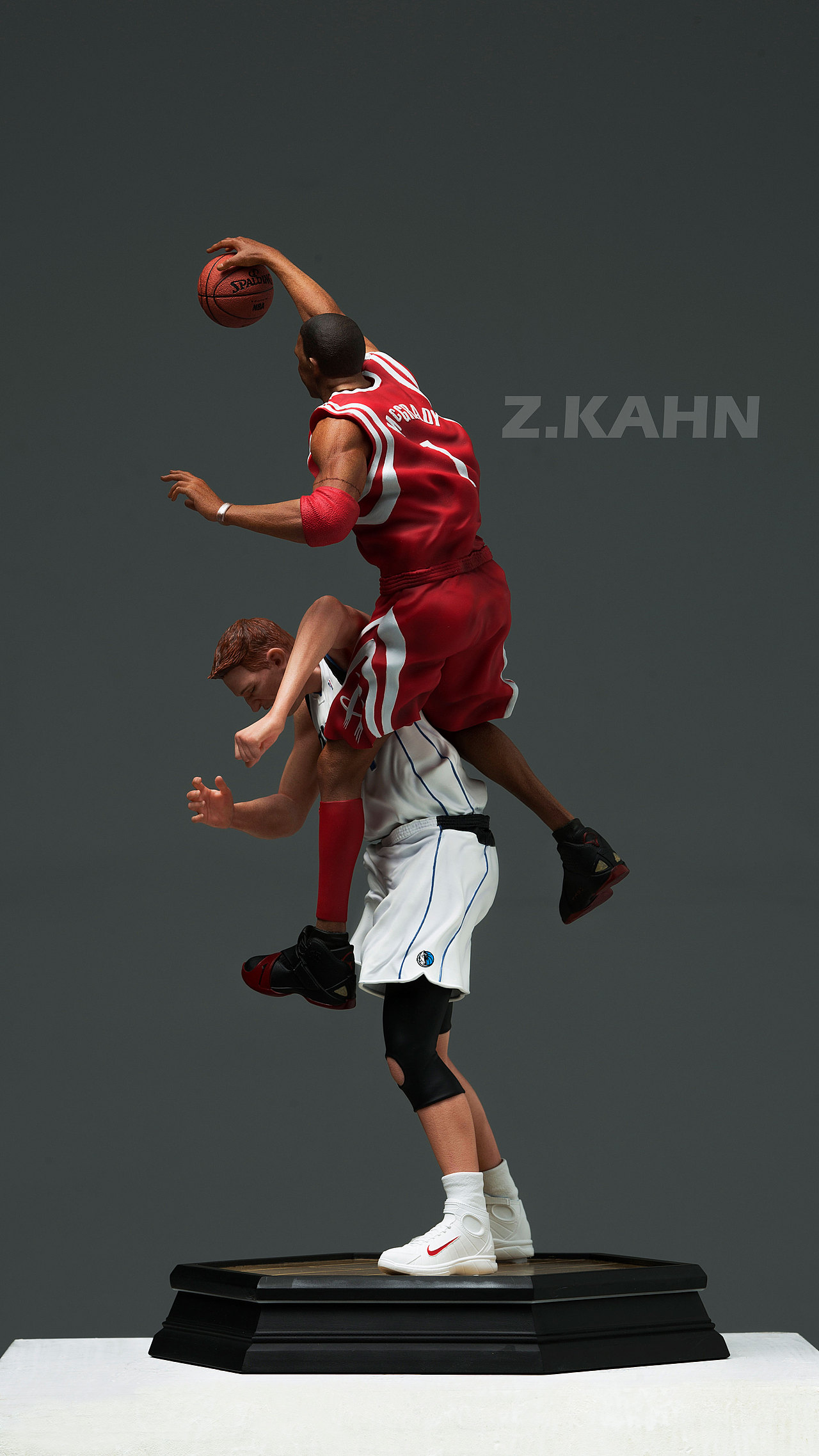 z.kahn  四大分位——麦迪骑扣布拉德利